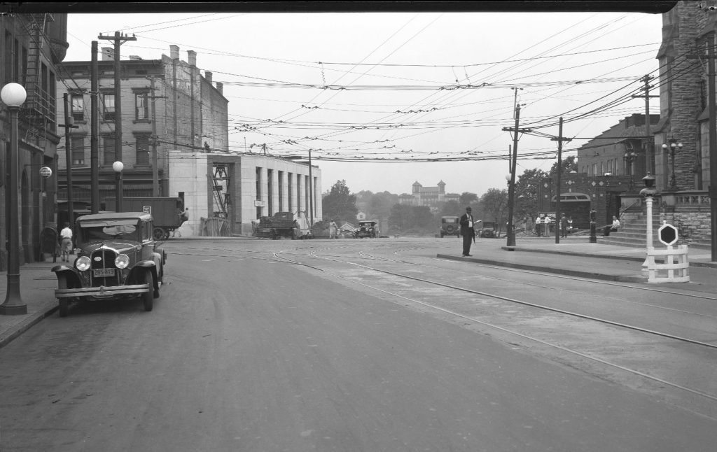 DeSales Corner, from Streetcar Suburb to Automotive Highway, 1928-29 ...